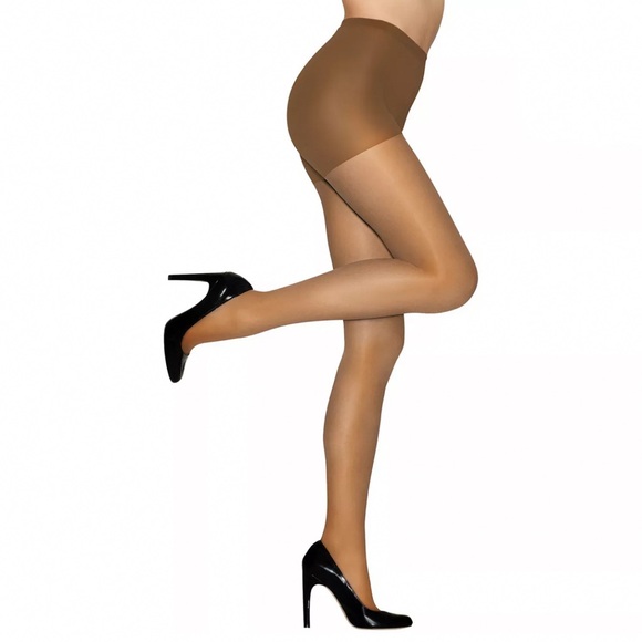 NWT Hanes Alive Full Support Pantyhose, Barely There - Picture 1 of 3
